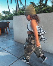 Load image into Gallery viewer, Camoflauge Cargo Pants