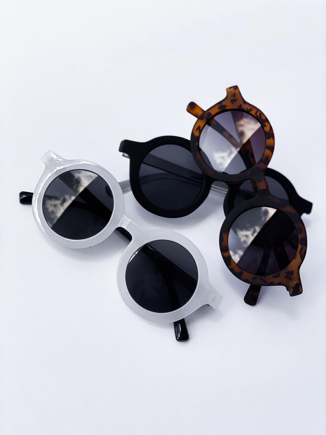 Eyes on the Prize Round Sunglasses