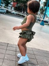 Load image into Gallery viewer, Sweetest Thing Two Piece Set
