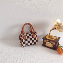 Load image into Gallery viewer, Nevermore Handbag
