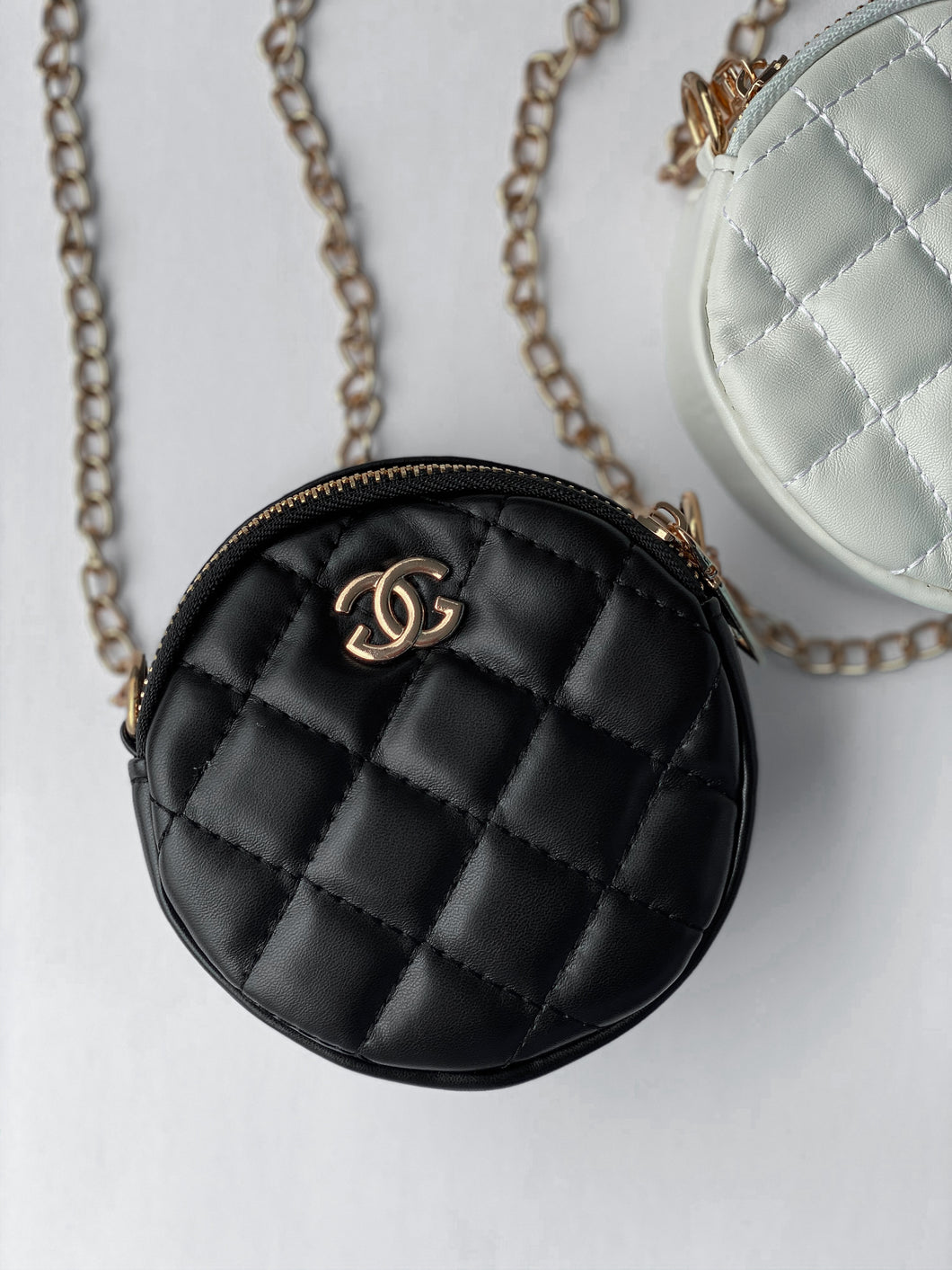 Under The CC Round Mini Purse